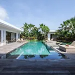 Chill Out In A Luxurious 4 Bedroom Villa Seminyak